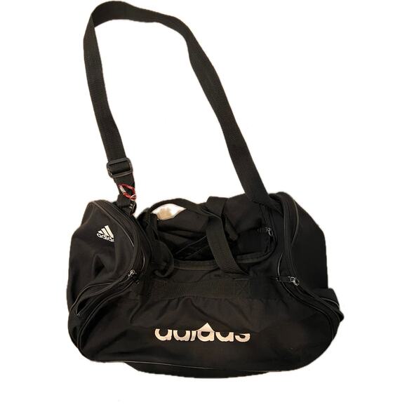 Adidas Faux Leather Medium 18"x12"x10" Black Duffel Gym Bag - Picture 2 of 6